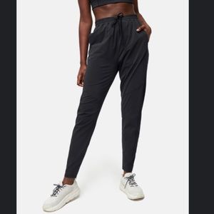 Outdoor Voices joggers